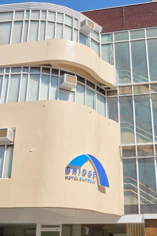 Bridge Hotel Express Cagayan de Oro Dış mekan fotoğraf